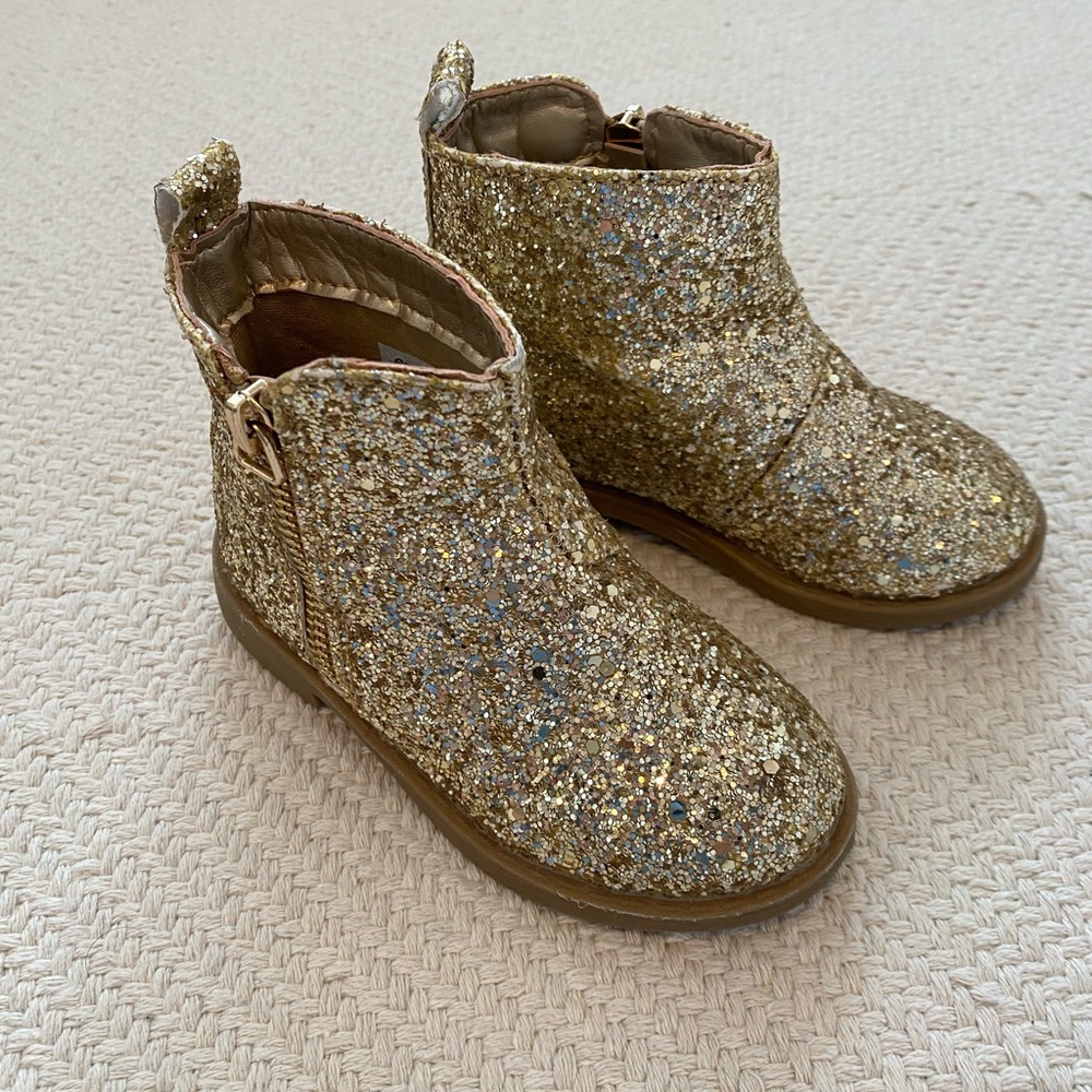 Gold glitter toddler boots